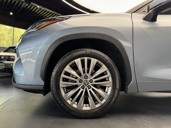 Zdjęcie samochodu 24