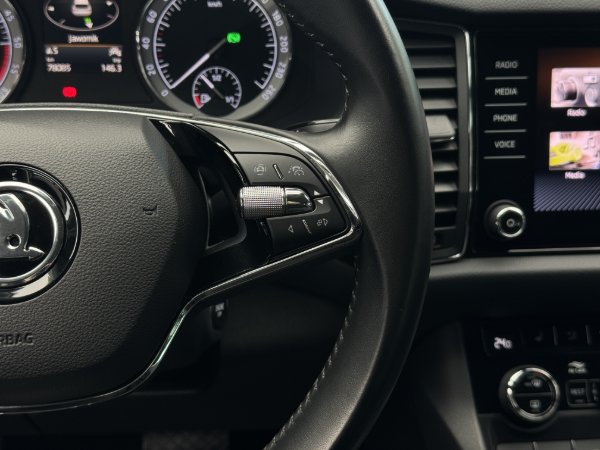 Zdjęcie samochodu 25